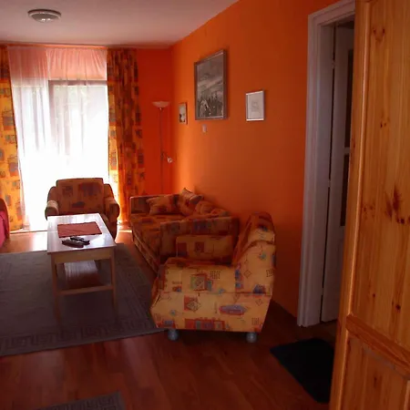 25 Apartman Fonyód