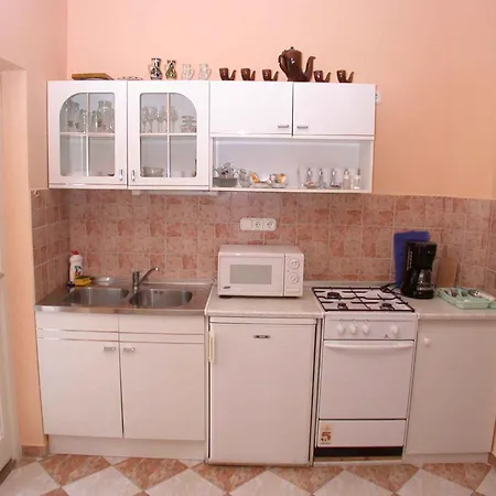 25 Apartman
